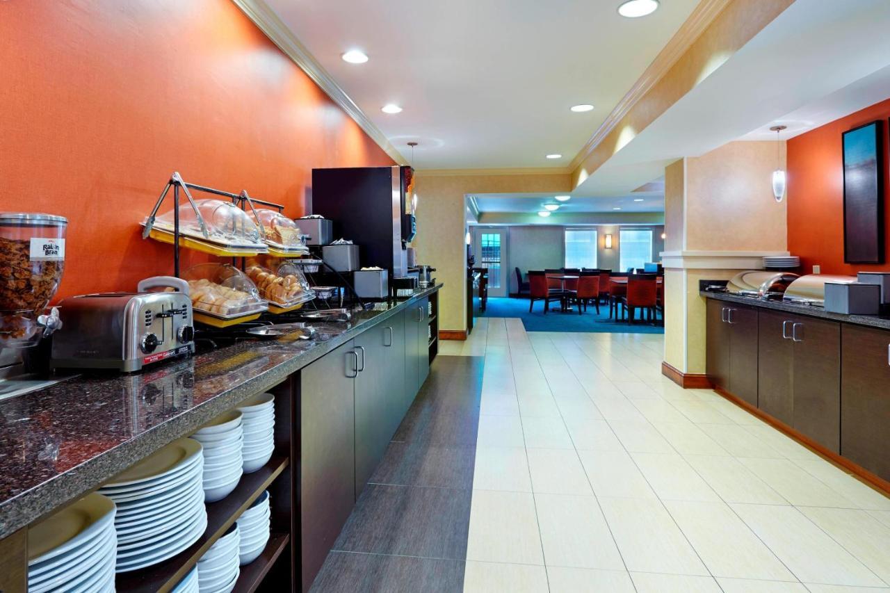 Residence Inn Houston By The Galleria Екстериор снимка