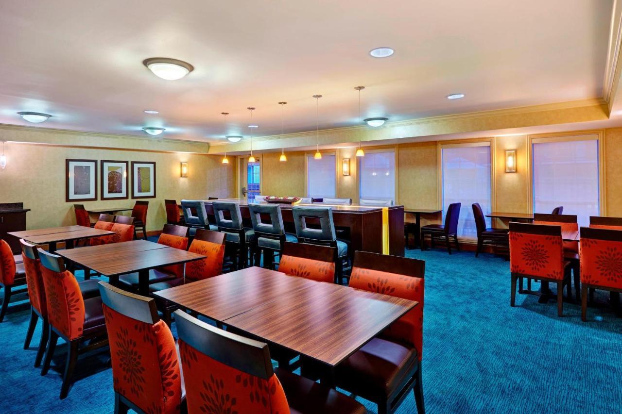 Residence Inn Houston By The Galleria Екстериор снимка