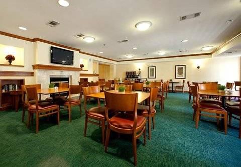 Residence Inn Houston By The Galleria Ресторант снимка